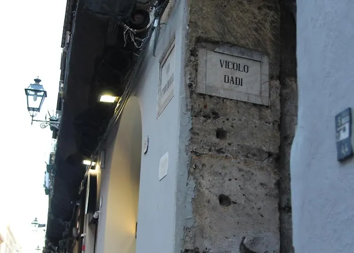 Dadi\'S Home Lt